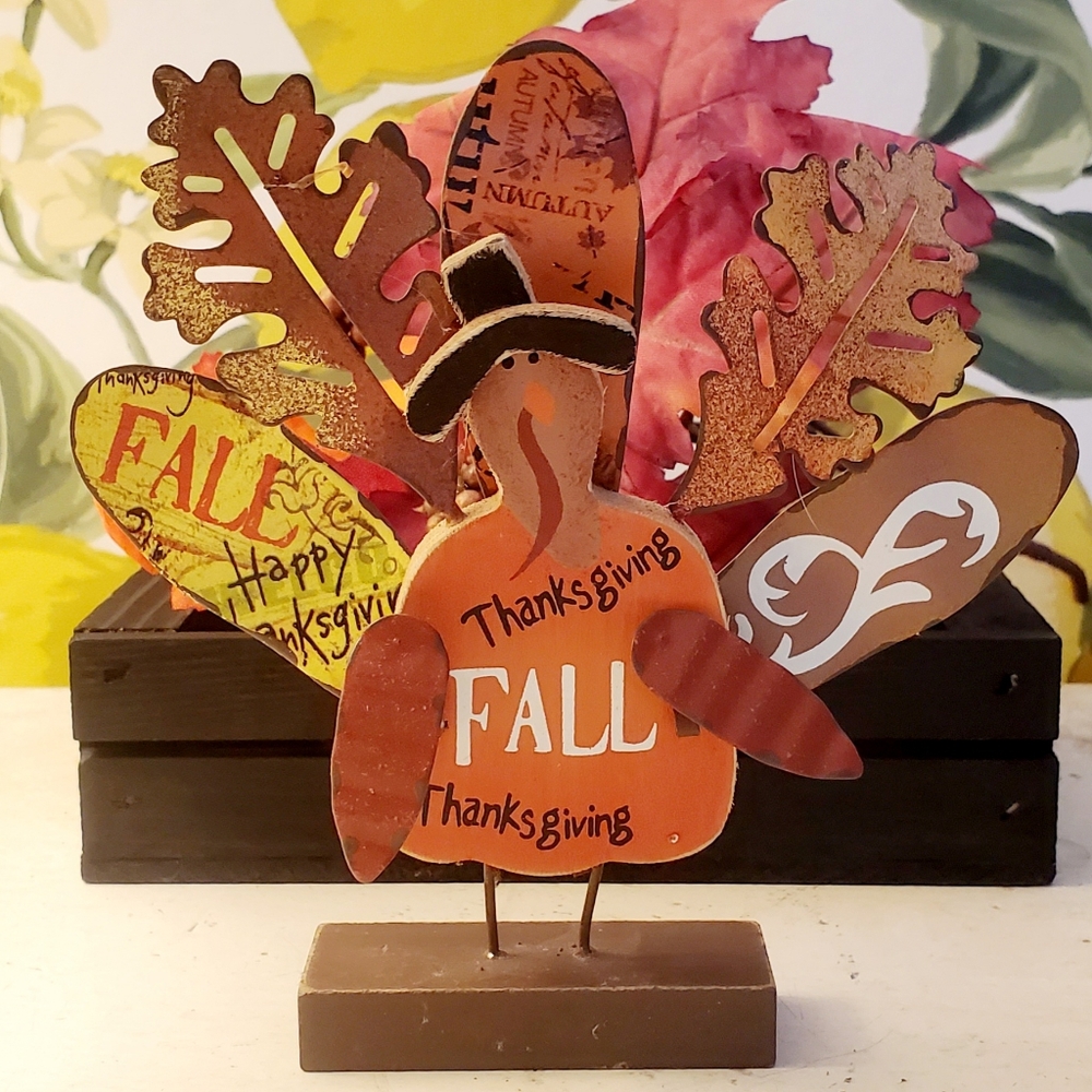 Thanksgiving Turkey Decor